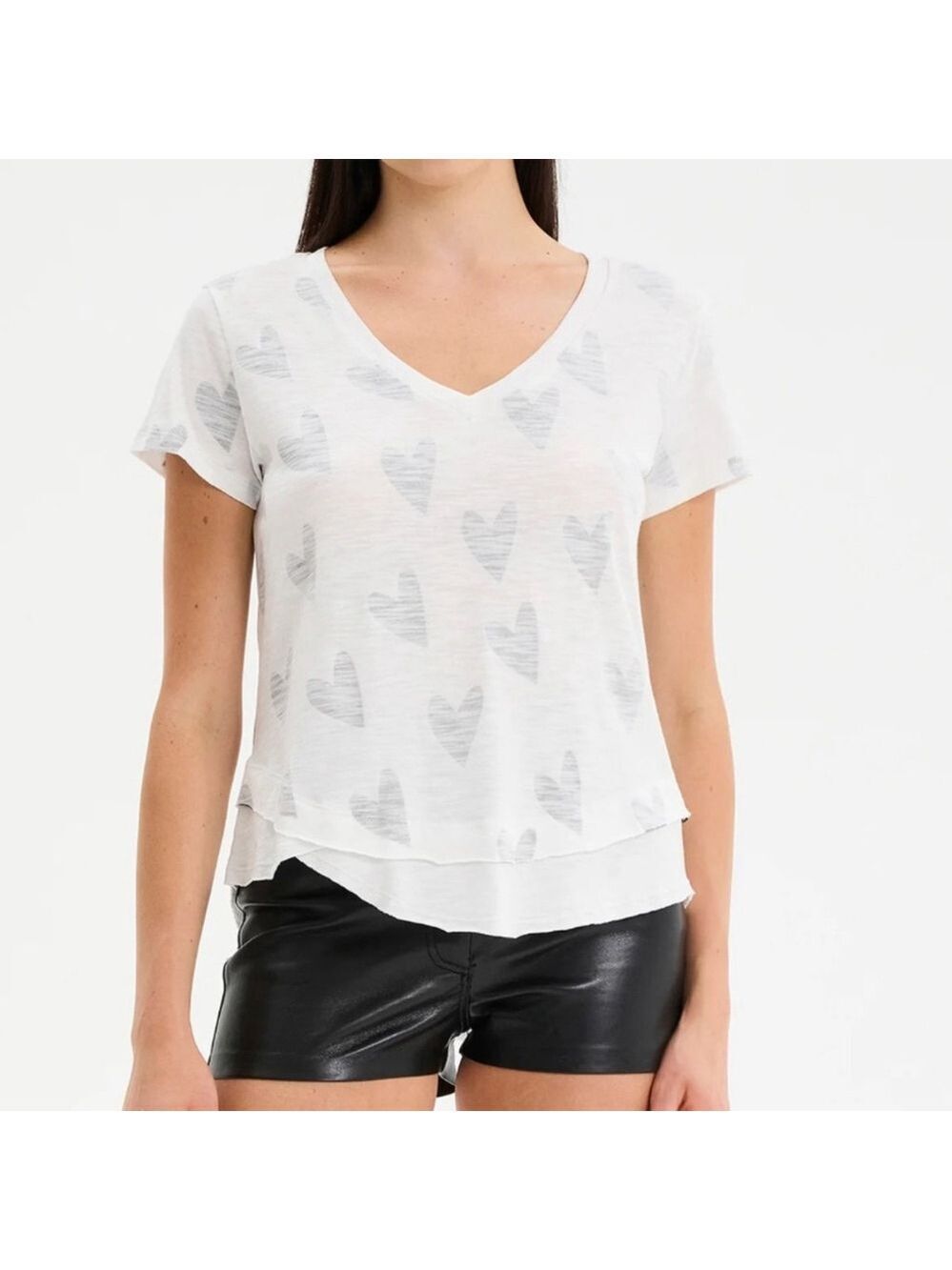 CHRLDR Doodle Hearts Ava v-neck Mock Layer T-shirt white cotton blend sz Xlarge